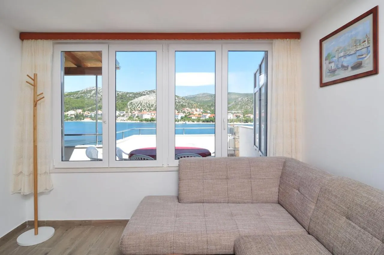 Apartment On The Beach, Zoranka Seget Vranjica 0*,  Croatia